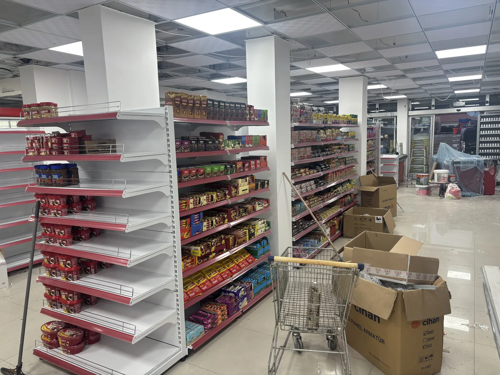 Üstek Market - Dnzraf Referans Proje Görseli